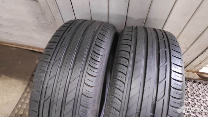Bridgestone Turanza T001 215/50 R18 198W