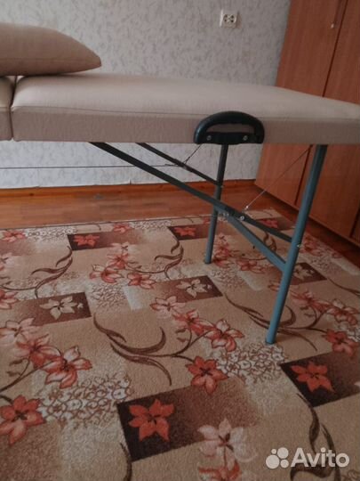 Массажный стол складной с вырезом