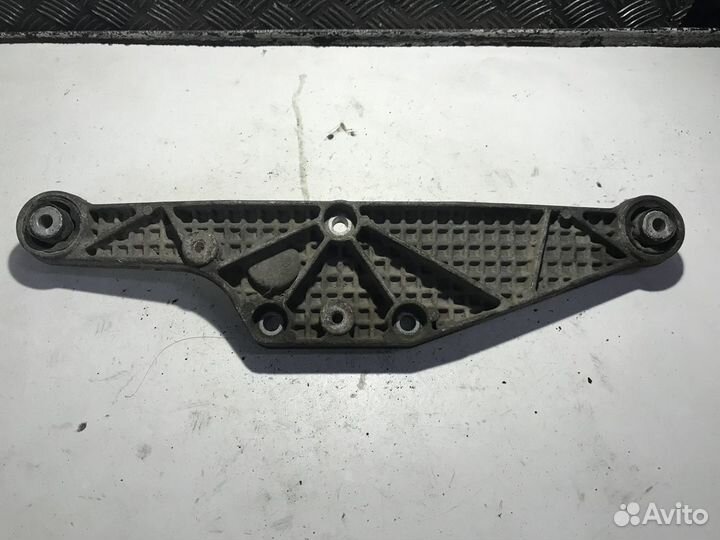 Кронштейн редуктора Audi A4B5