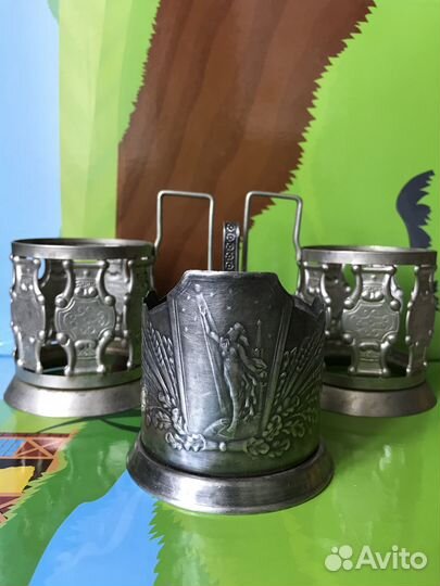 Подстаканник Женщина со спутником и Латы