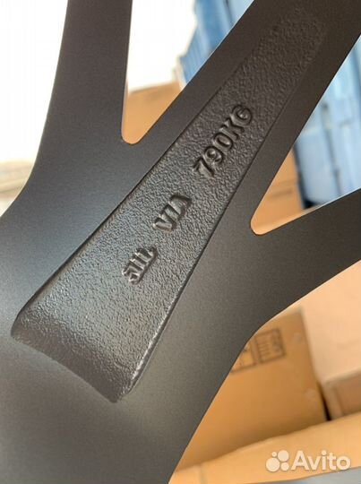 Диски R22 audi Q7 Q8