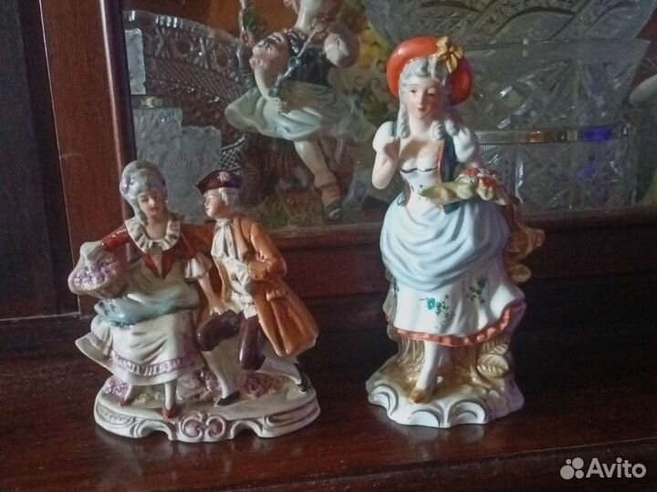 Фарфоровые статуэтки