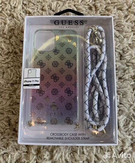 Чехлы на iPhone X и XR guess
