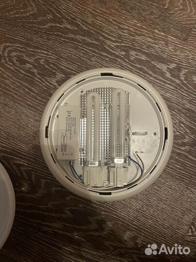 Светильниу в ванную за бесплатно за помощь