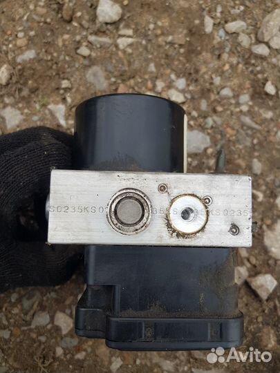 Блок ABS Mitsubishi Lancer 10