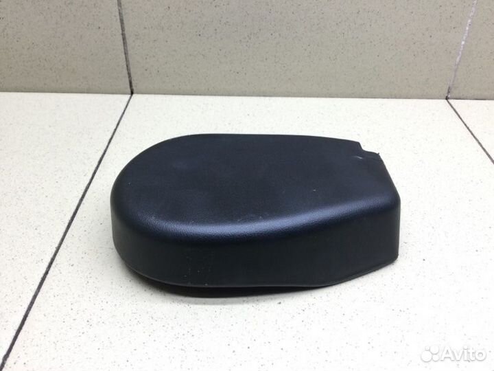 Накладка сиденья передняя левая Toyota Highlander