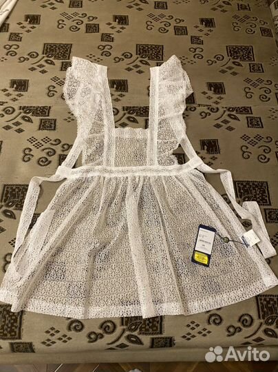 Белый школьный фартук