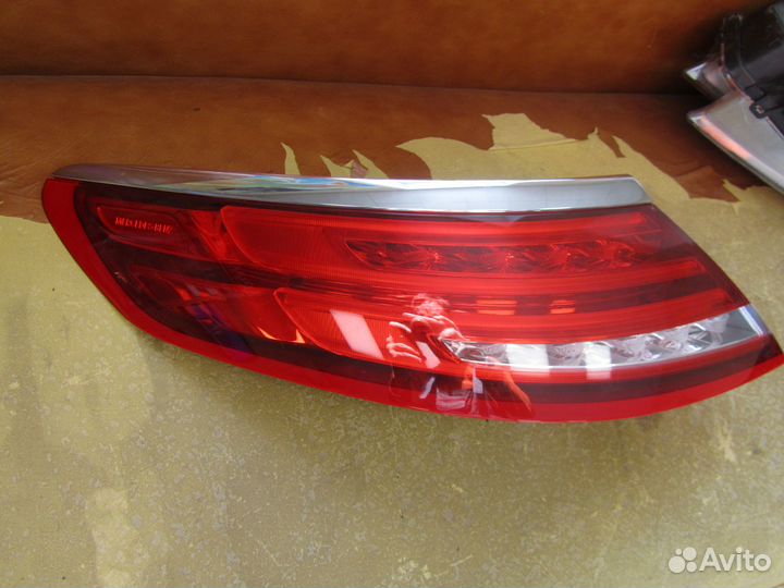 Фонарь задний правый левый W217 S-Klasse coupe