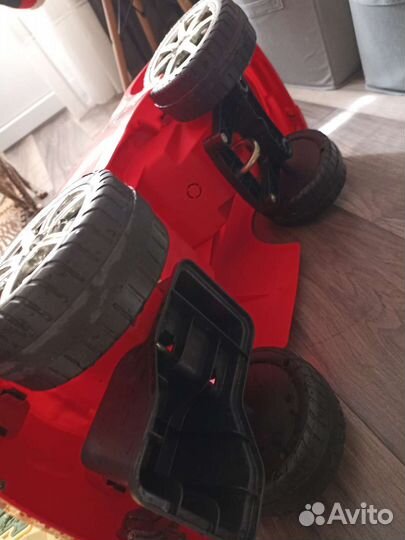 Машинка каталка толокар