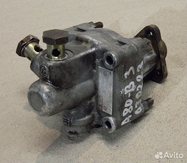 Насос гур Audi 80 B3 ZF