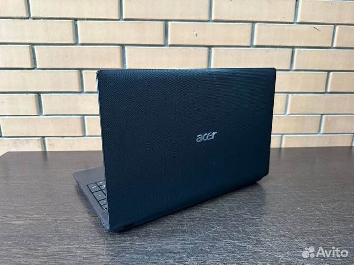 Ноутбук Acer/i5/8Гб/SSD/2видеокарты