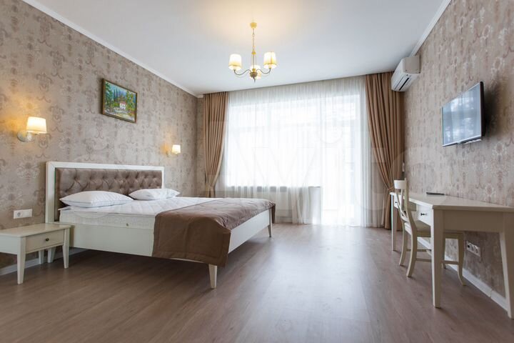 2-к. квартира, 82 м², 2/14 эт.