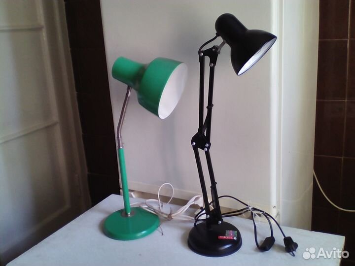 Лампа настольная