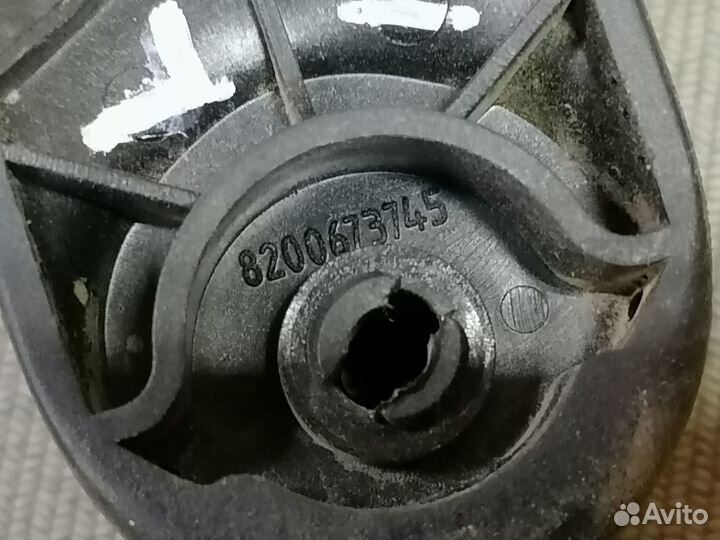 Ручка стеклоподъемника Renault Logan 2005-2014