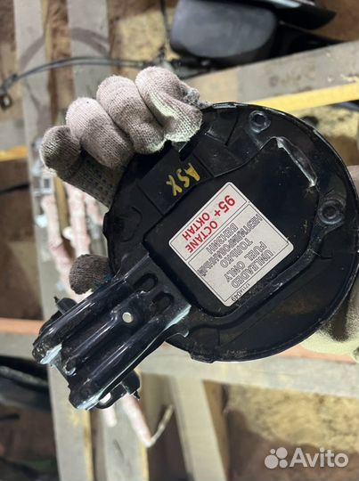 Лючок бензобака Mitsubishi ASX