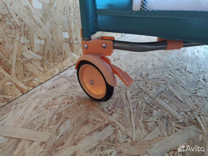 Манеж детский с матрасом