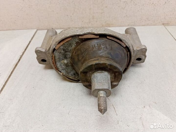 Опора двигателя Ниссан