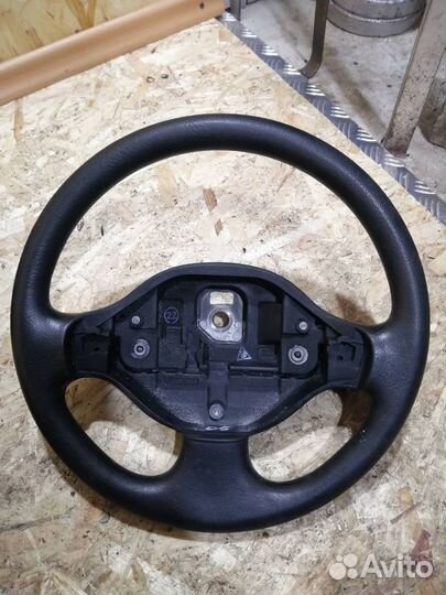 Руль Рено логан 1
