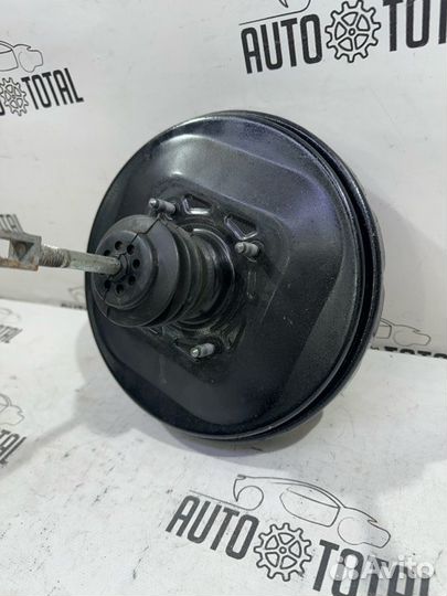 Вакуумный усилитель тормозов Renault Logan 1