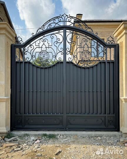 Кованые ворота