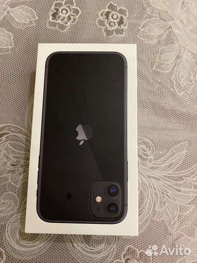 iPhone 11, 64 ГБ