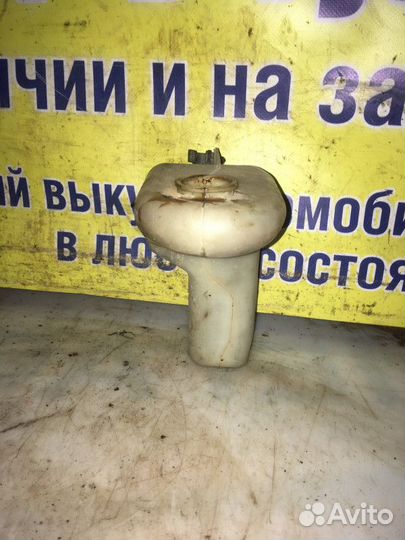 Бачок расширительный Mitsubishi Galant