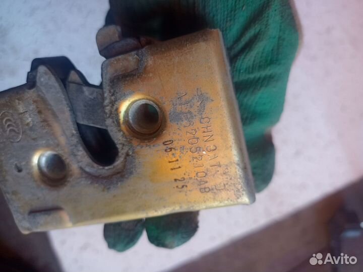 Замок двери задней правой Chery Amulet