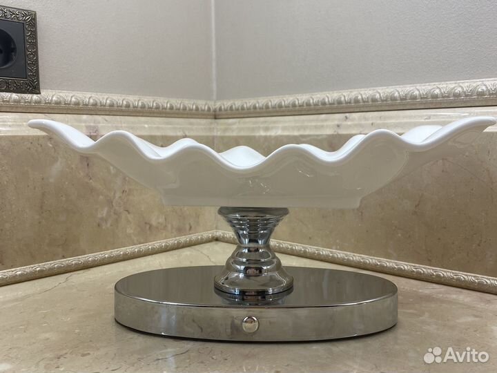 Ваза для фруктов на ножке Англия