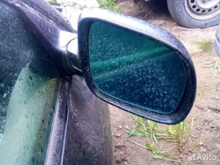 Зеркало правое Audi A3 8L
