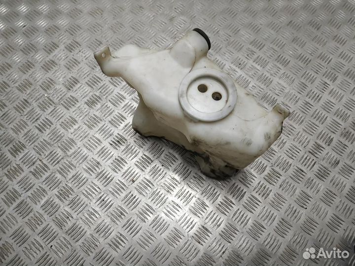 Бачок омывателя Mercedes-Benz C-Класс 2038600860