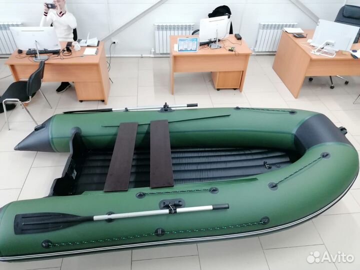 Лодка пвх Triton Air 330 зелено-черная