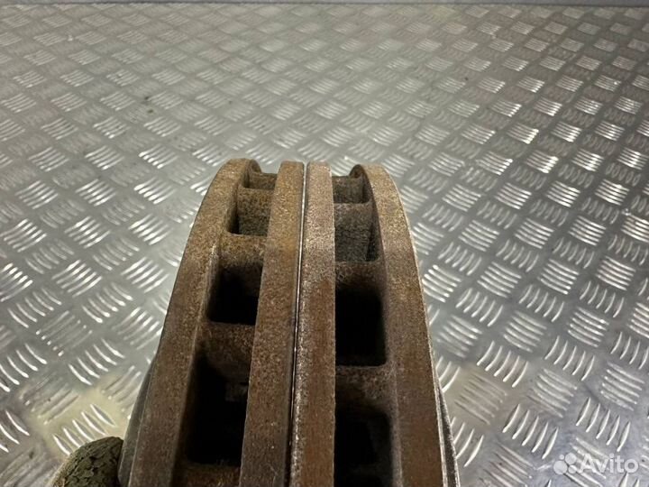 Передние тормозные диски Ford Focus 3 2.0