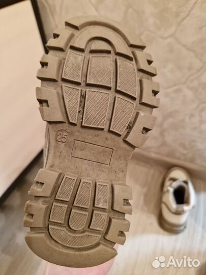 Ботинки демисезонные для девочки 25 размер