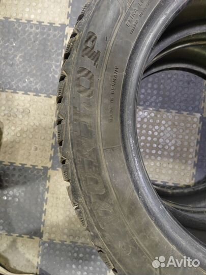 Dunlop Ice Touch 215/55 R16