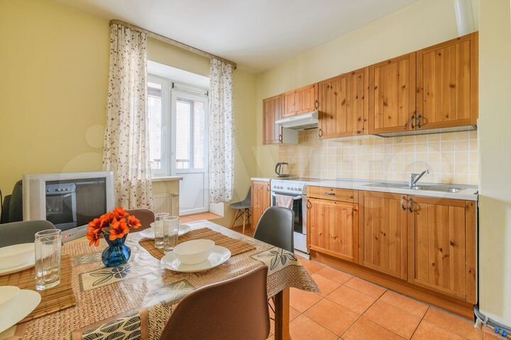 2-к. квартира, 70 м², 4/25 эт.