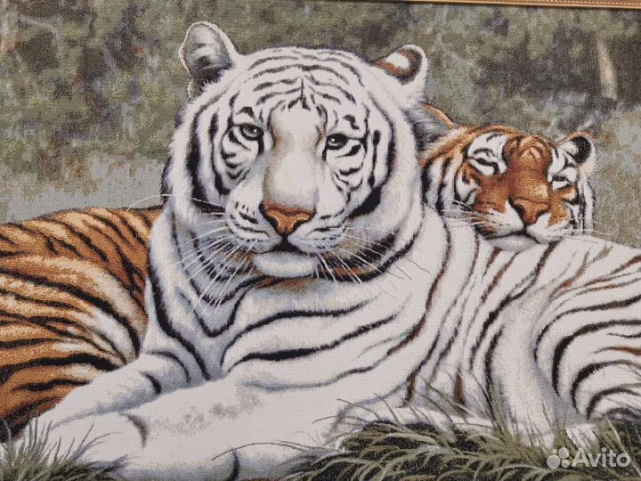 Картина из гобелена