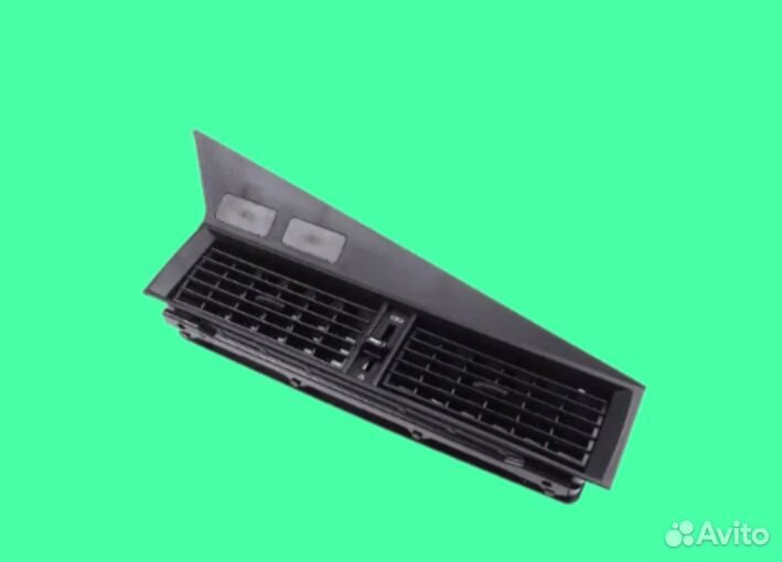 Дефлектор центр. Парус Мерседес W201 190