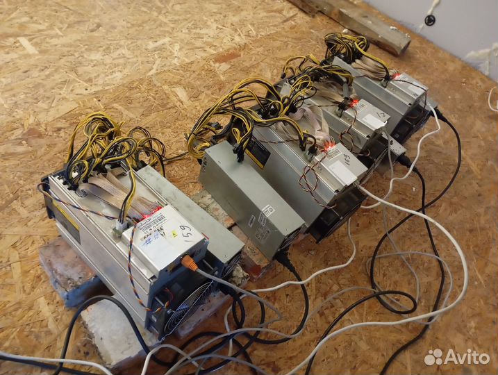 Asic Bitmain AntMiner L3+ с нбп / Антмайнер