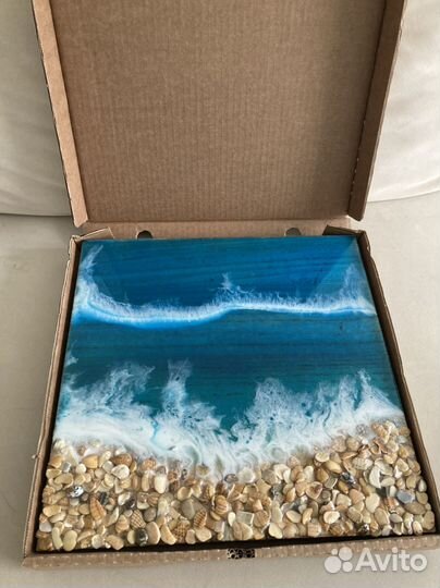 Столик для завтрака с эпоксидной смолой