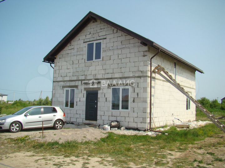 Дом 160 м² на участке 8 сот.