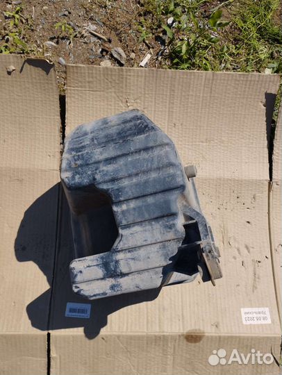 Корпус воздушного фильтра Honda Accord 7 2.0 АКПП