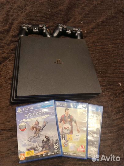 Sony playstation 4 pro 1tb+2 геймпада