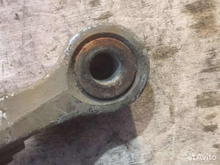 Рычаг передний нижний левый Audi A4 A5 A6 A7 Q5