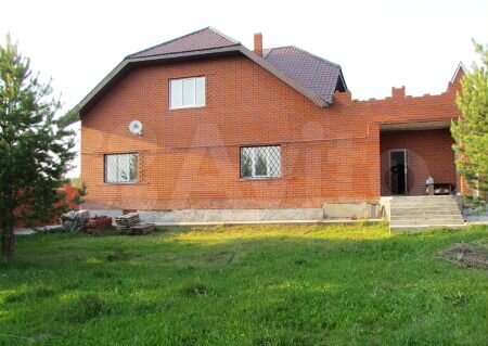 Коттедж 340 м² на участке 25 сот.