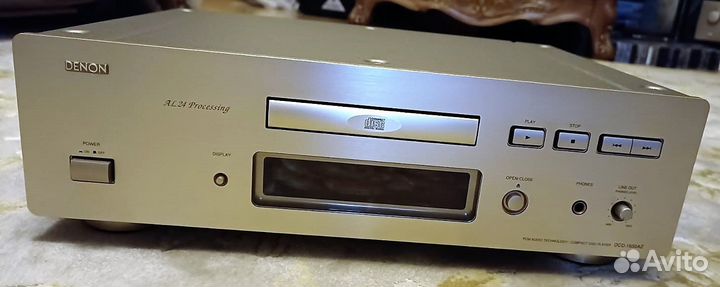 CD проигрыватель Denon DCD-1650AZ