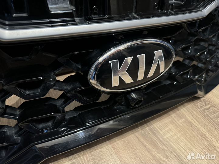 Решетка радиатора kia sorento 4