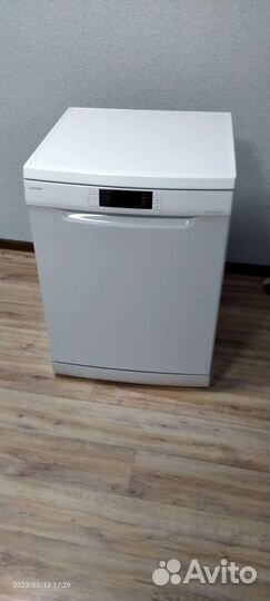 Посудомоечная машина бу, нет года ещё на горантии