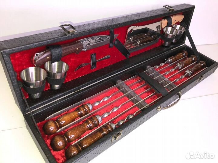 Подарочный набор шампуров в кейсе