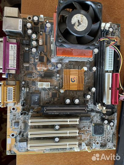 Материнская плата с процессором