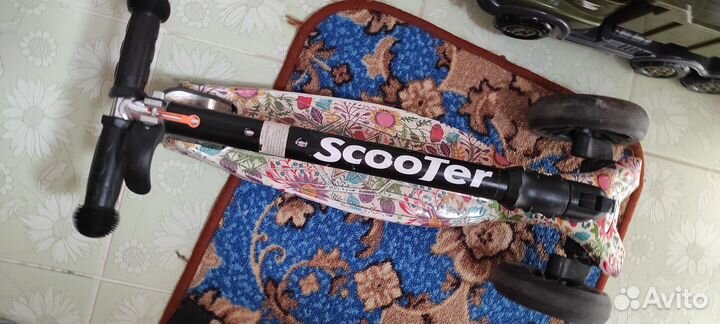 Продам детские самокаты